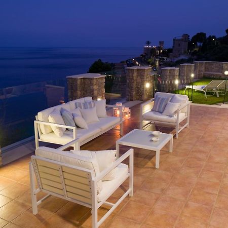 Sparviero Luxury Suites Taormine Extérieur photo